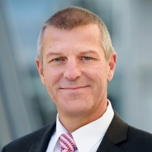 Portrait-Foto des Zuständigen für das Finanzwesen von Ny Hary Deutschland e.V. – Karl-Heiz Reck